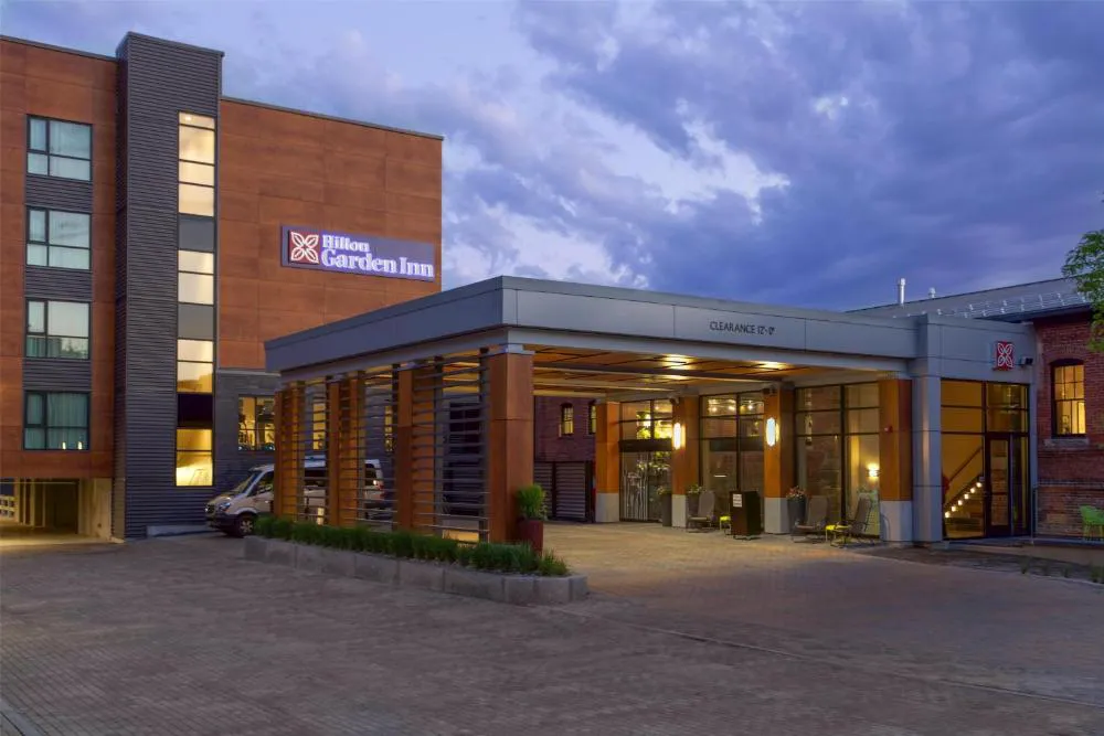 Hilton Garden Inn Burlington Downtown hotel hero