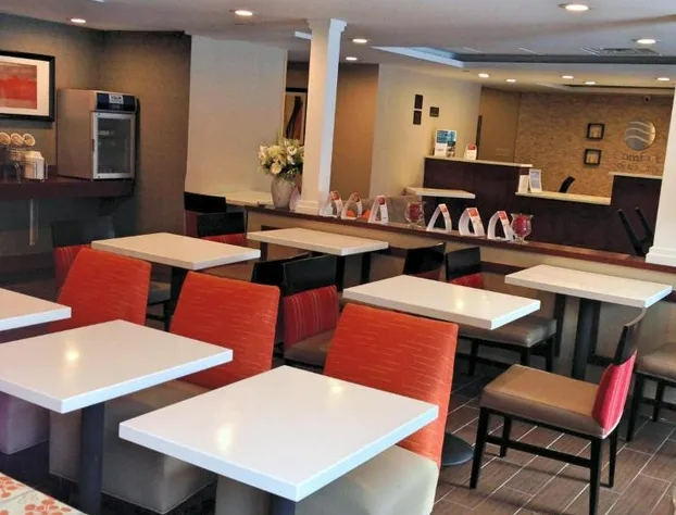 Comfort Inn & Suites Brattleboro I-91 hotel detail image 3