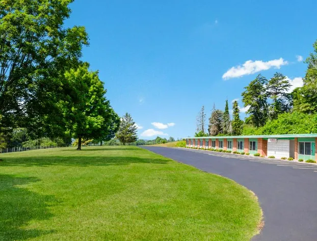 Alpine Motel hotel detail image 2