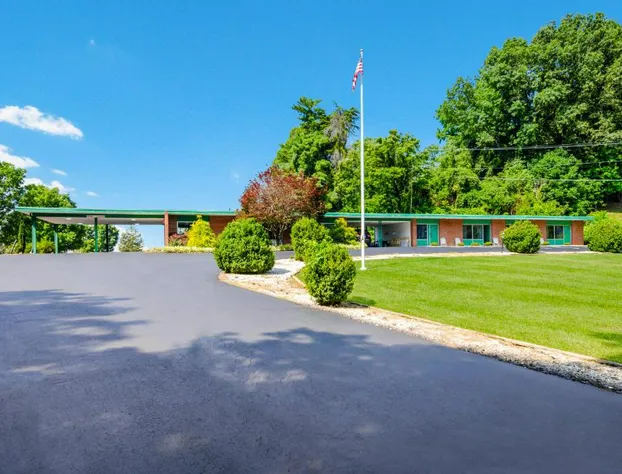 Alpine Motel hotel detail image 4