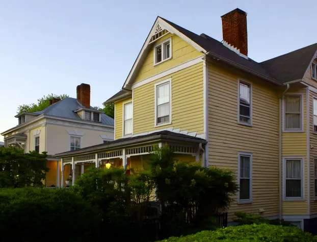 200 South Street Inn hotel detail image 1