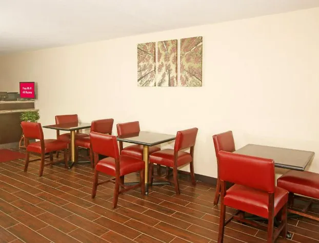 Red Roof Inn Hillsville hotel detail image 3