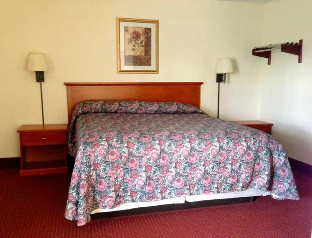 Crown Inn Motel hotel detail image 3