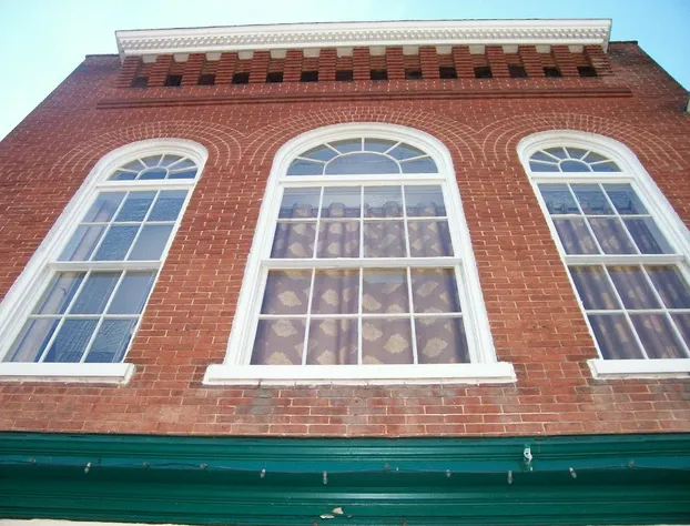 Leesburg Colonial Inn hotel detail image 1