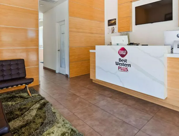 Best Western Plus Glendale hotel detail image 2