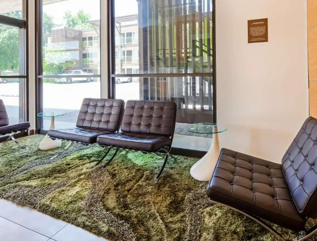 Best Western Plus Glendale hotel detail image 2