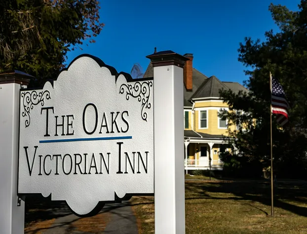 The Oaks Victorian Inn hotel detail image 3