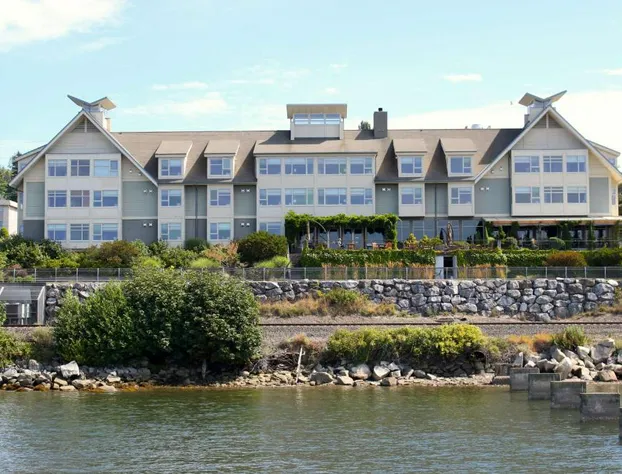 Chrysalis Inn & Spa Bellingham, Curio Collection by Hilton hotel detail image 3