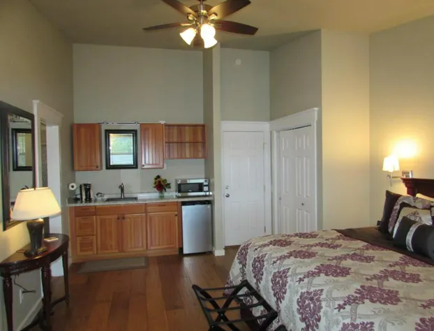 Friday Harbor Grand B&B hotel detail image 3