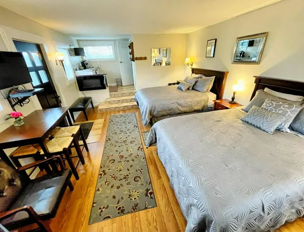 Friday Harbor Grand B&B hotel detail image 4