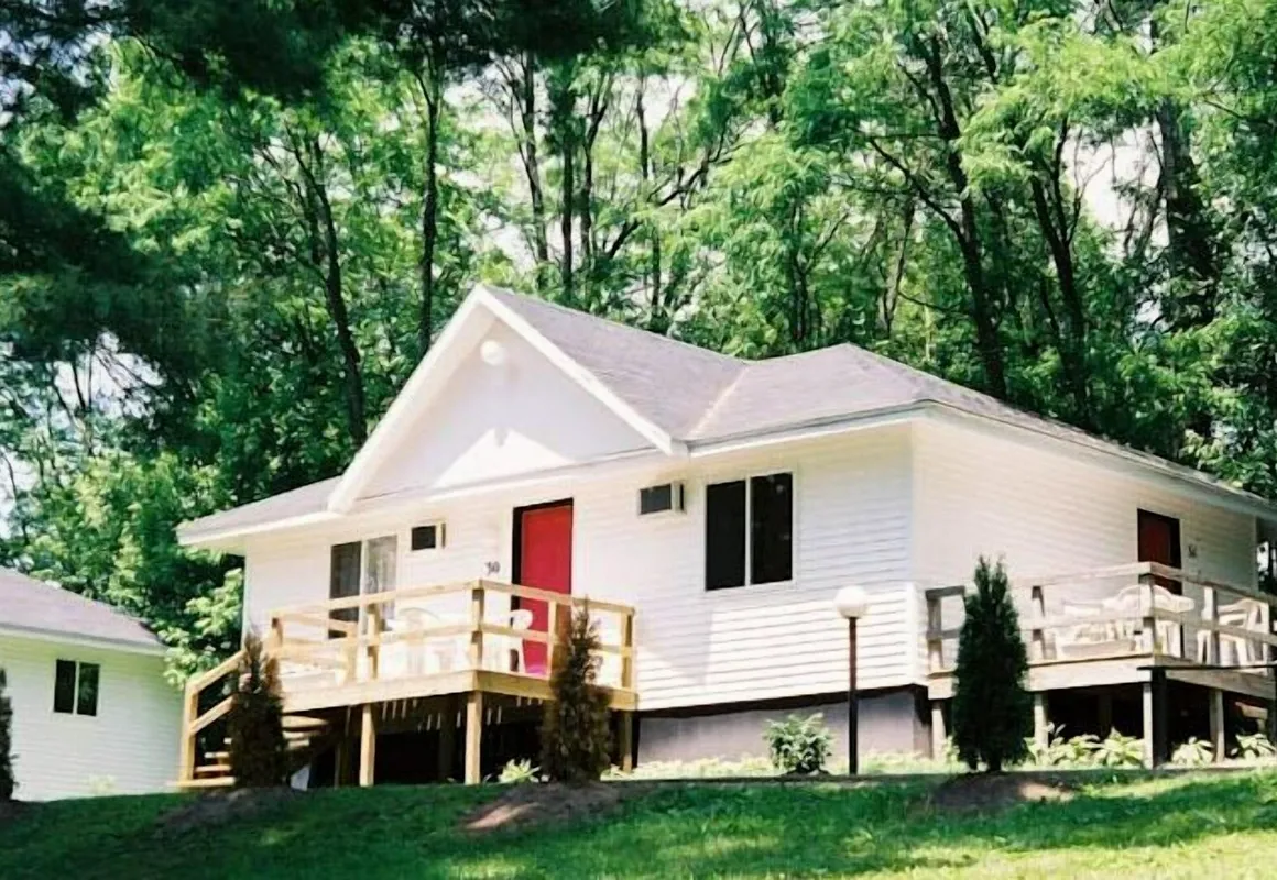 Spring Hill Motel hotel hero