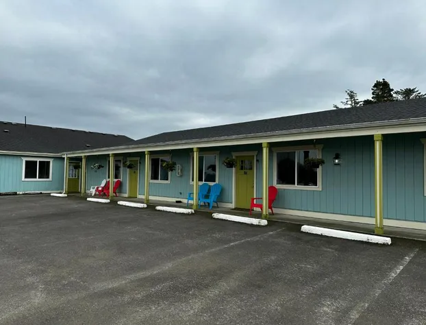 The Coastal Inn and Suites hotel detail image 1