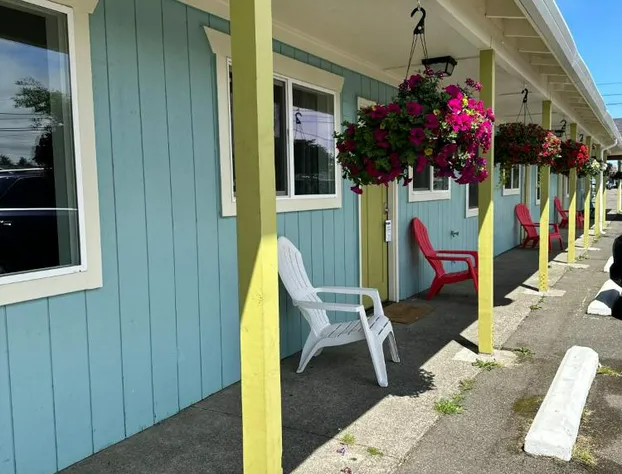 The Coastal Inn and Suites hotel detail image 3