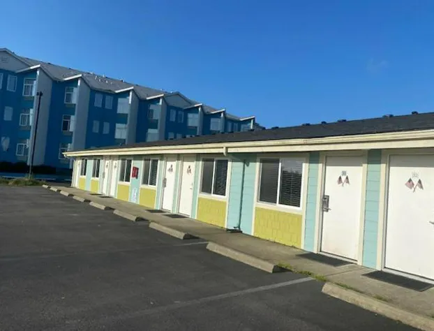 Americas Best Value Inn Ocean Shores hotel detail image 2