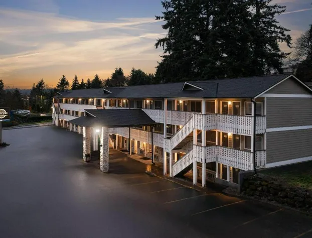 Basecamp Puyallup a Travelodge by Wyndham hotel detail image 1