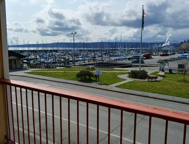 Harborside Inn hotel detail image 3