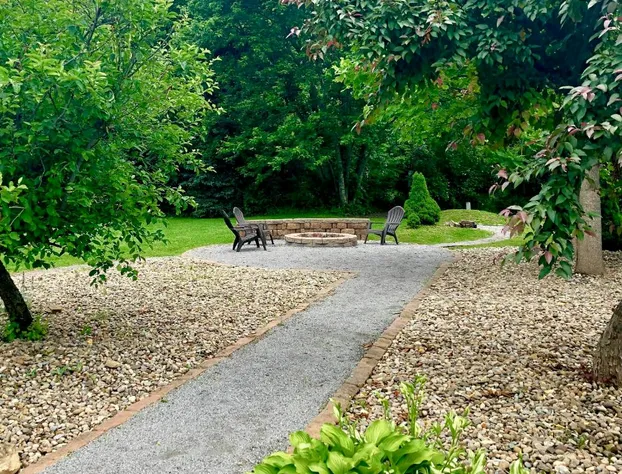 Bicentennial Inn hotel detail image 1