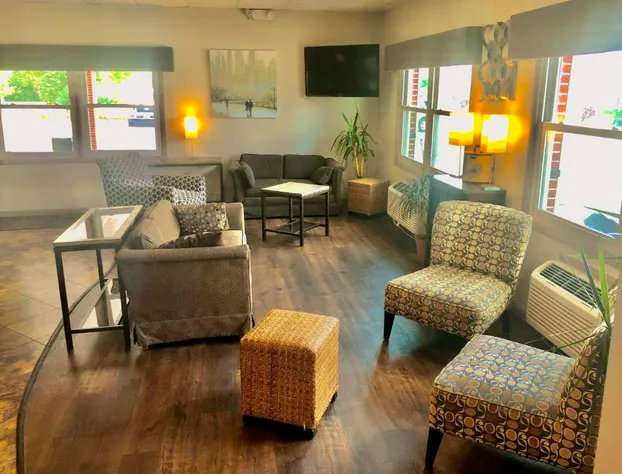 Bicentennial Inn hotel detail image 4