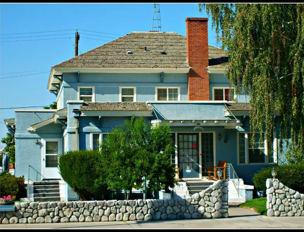 Sunnyside Inn Bed &Breakfast hotel detail image 2