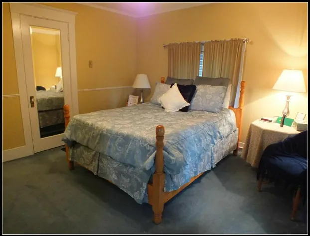 Sunnyside Inn Bed &Breakfast hotel detail image 4