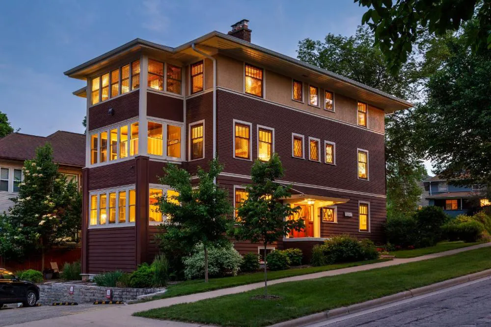 The Buckingham Inn hotel hero