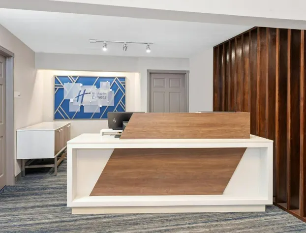 Holiday Inn Express & Suites Port Washington by IHG hotel detail image 1