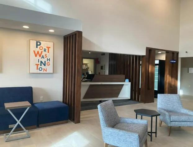 Holiday Inn Express & Suites Port Washington by IHG hotel detail image 2