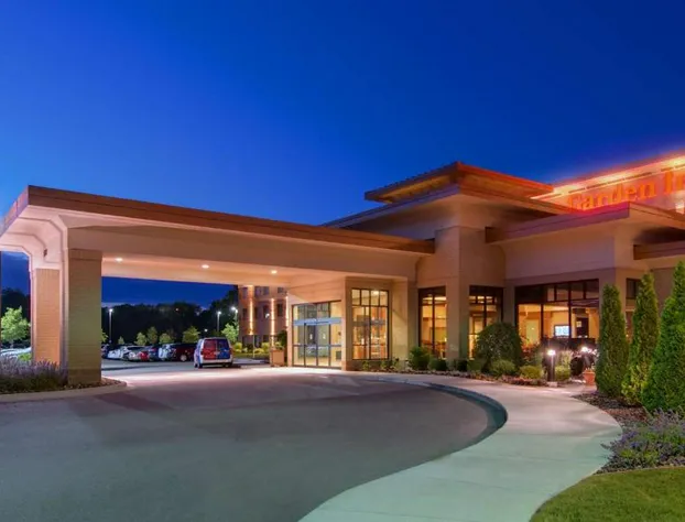 Hilton Garden Inn Milwaukee Airport hotel detail image 2