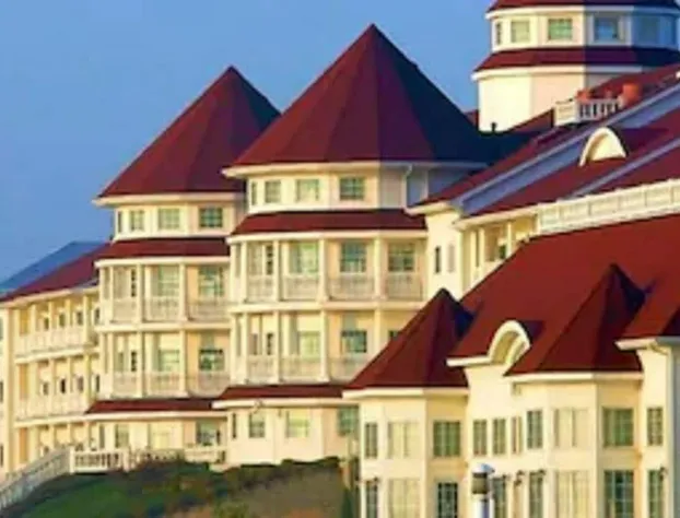 Blue Harbor Resort and Conference Center hotel detail image 2