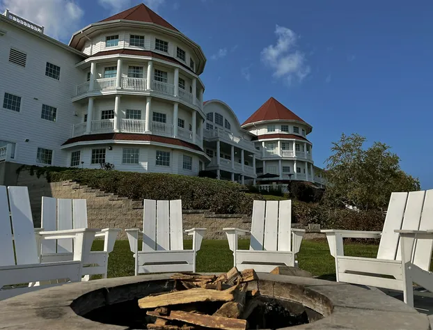 Blue Harbor Resort and Conference Center hotel detail image 3