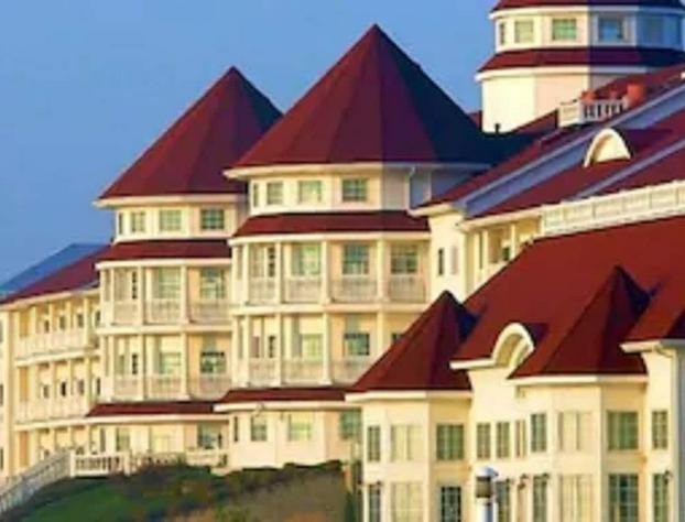 Blue Harbor Resort and Conference Center hotel detail image 2
