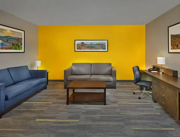 Scholar Morgantown, Tapestry Collection by Hilton hotel detail image 2