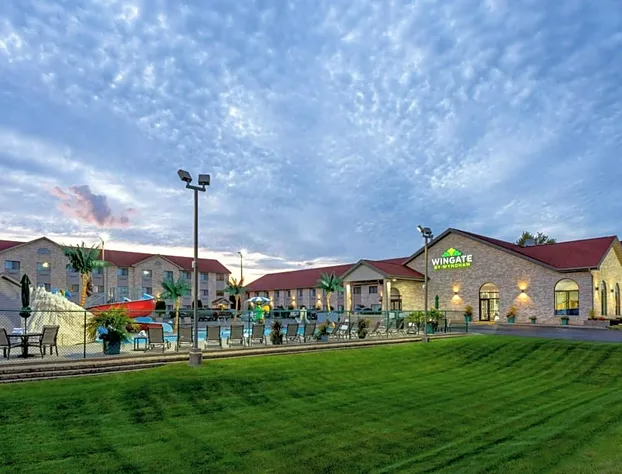 Wingate by Wyndham Wisconsin Dells Waterpark hotel detail image 1