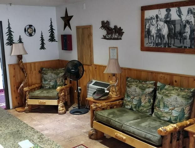 Buffalo Bill's Antlers Inn hotel detail image 4