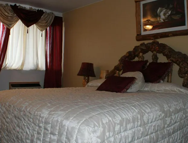 Buffalo Bill's Antlers Inn hotel detail image 1