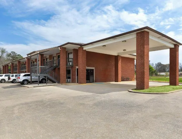 Days Inn by Wyndham Childersburg/Sylacauga hotel detail image 2