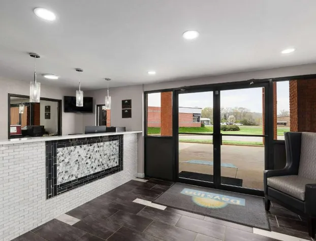 Days Inn by Wyndham Childersburg/Sylacauga hotel detail image 4