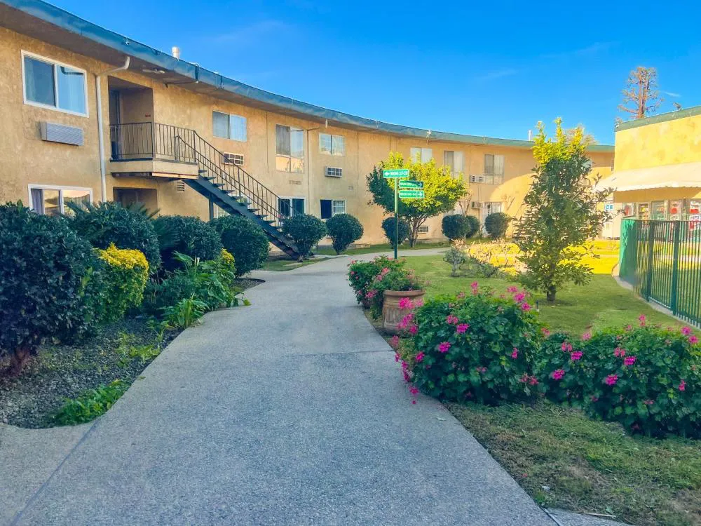 Hometown Inns North Hills hotel hero