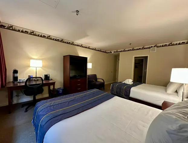 Harrison Hot Springs Resort and Spa hotel detail image 4