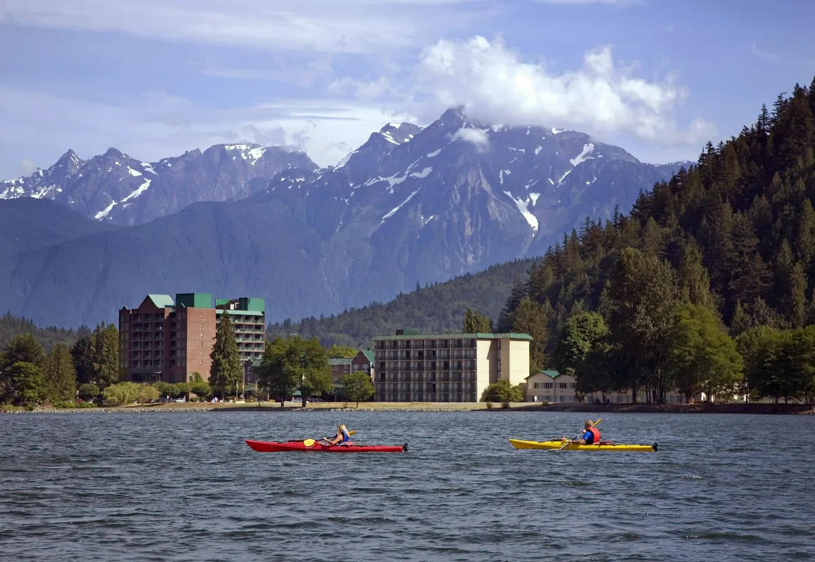 Harrison Hot Springs Resort and Spa hotel hero