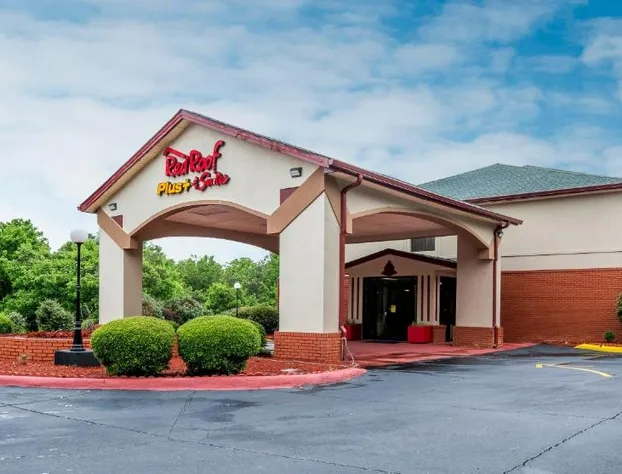 Red Roof Inn PLUS+ & Suites Opelika hotel detail image 1