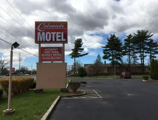 Colonade Motel hotel detail image 2