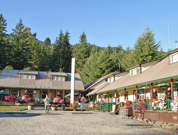 Whittaker's Motel & Historic Bunkhouse hotel detail image 1