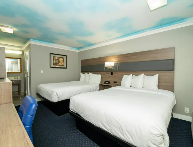 Hollywood Palms Inn and Suites hotel detail image 4