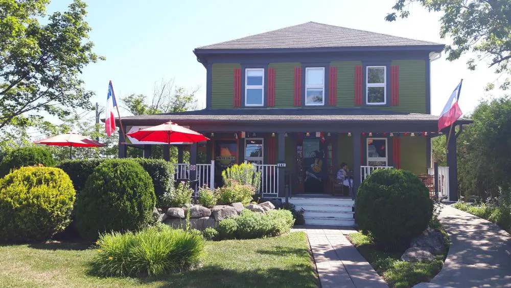 Auberge d'Anjou-Sūrya Café hotel hero