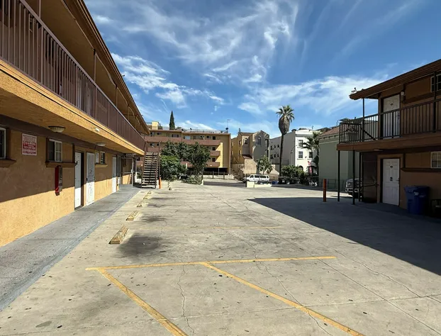 Travel Inn Downtown LA hotel detail image 4