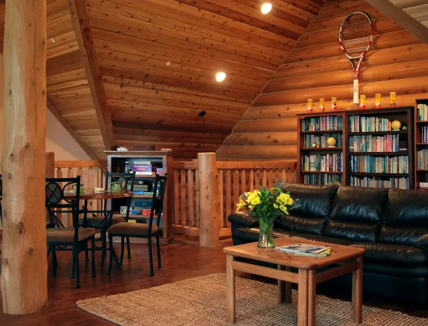 Courtwood Inn hotel detail image 2