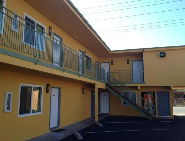 El Rancho Motel hotel detail image 1