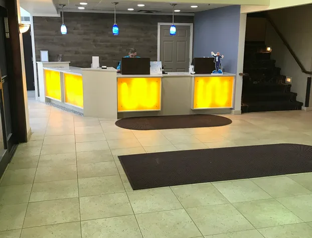 Days Inn & Suites by Wyndham Rochester Hills MI hotel detail image 4