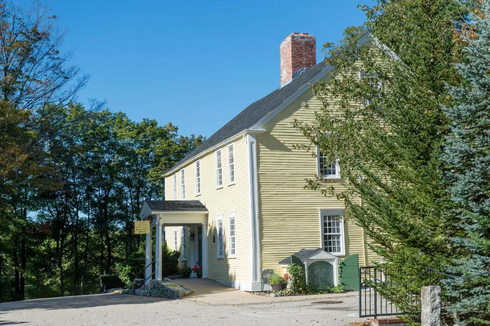 Three Chimneys Inn hotel hero